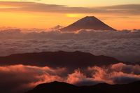 A北岳から夜明けの富士山２