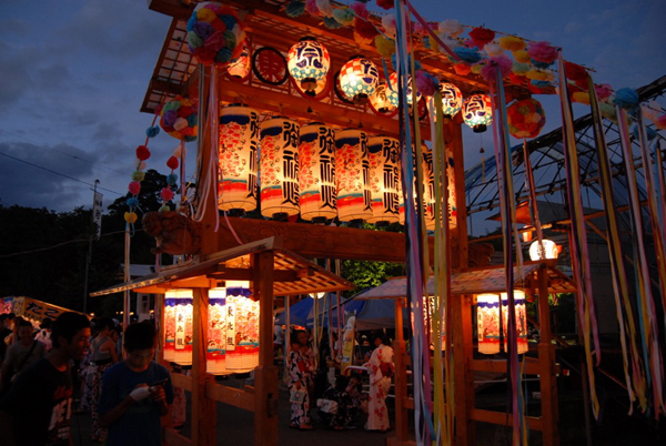 南アルプス市ふるさとメール : 飯野若宮神社のお灯籠祭り ～道祖神と