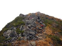 【写真】栗沢山の岩場